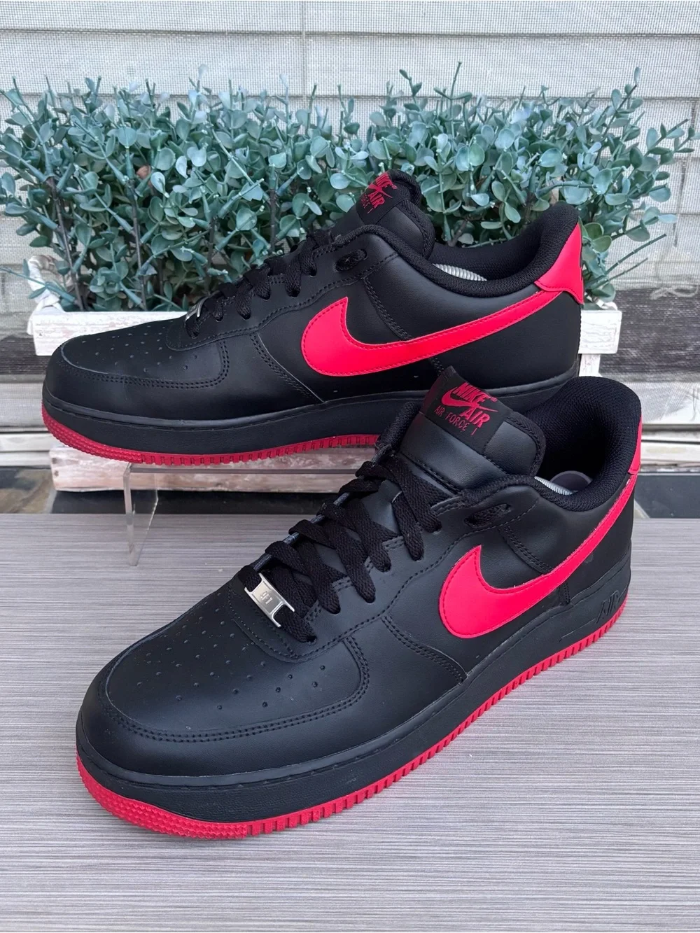 NIKE AIR FORCE 1 07’ Bred